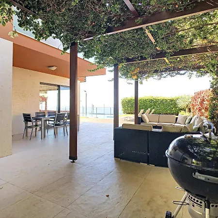 Vitoria - By Lovelystay *