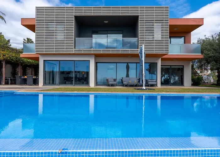 Villa Vitoria - By Lovelystay Funchal (Madeira)
