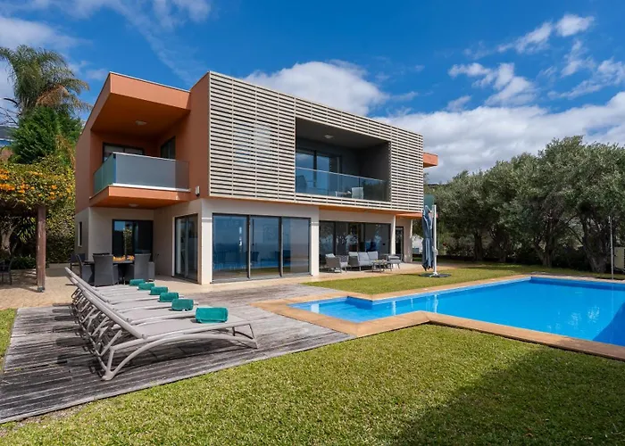 Villa Vitoria - By Lovelystay Funchal (Madeira)