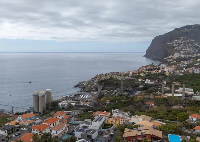 Vitoria - By Lovelystay * Funchal (Madeira)