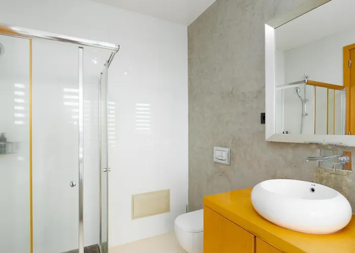 Vitoria - By Lovelystay Villa Funchal (Madeira)