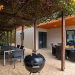 Vitoria - By Lovelystay Villa *