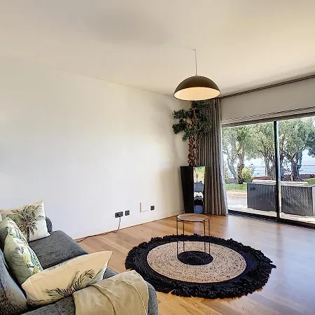 Vitoria - By Lovelystay * Funchal (Madeira)