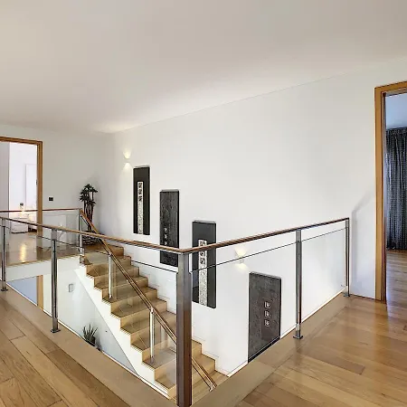 Vitoria - By Lovelystay Funchal (Madeira)