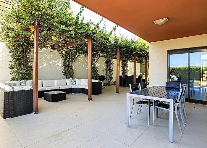 Vitoria - By Lovelystay Villa Funchal (Madeira)