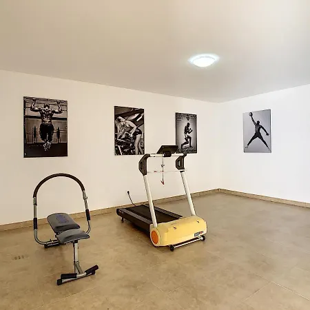 Vitoria - By Lovelystay Funchal (Madeira)